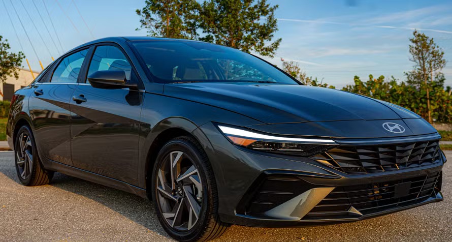 2024 Hyundai Elantra SEL